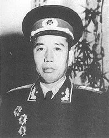 1955年被授予上将军衔时的王震